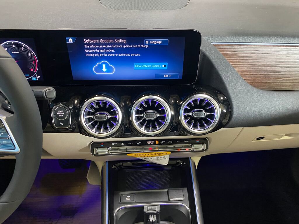 New 2026 Mercedes-Benz GLA 250 4MATIC image 13