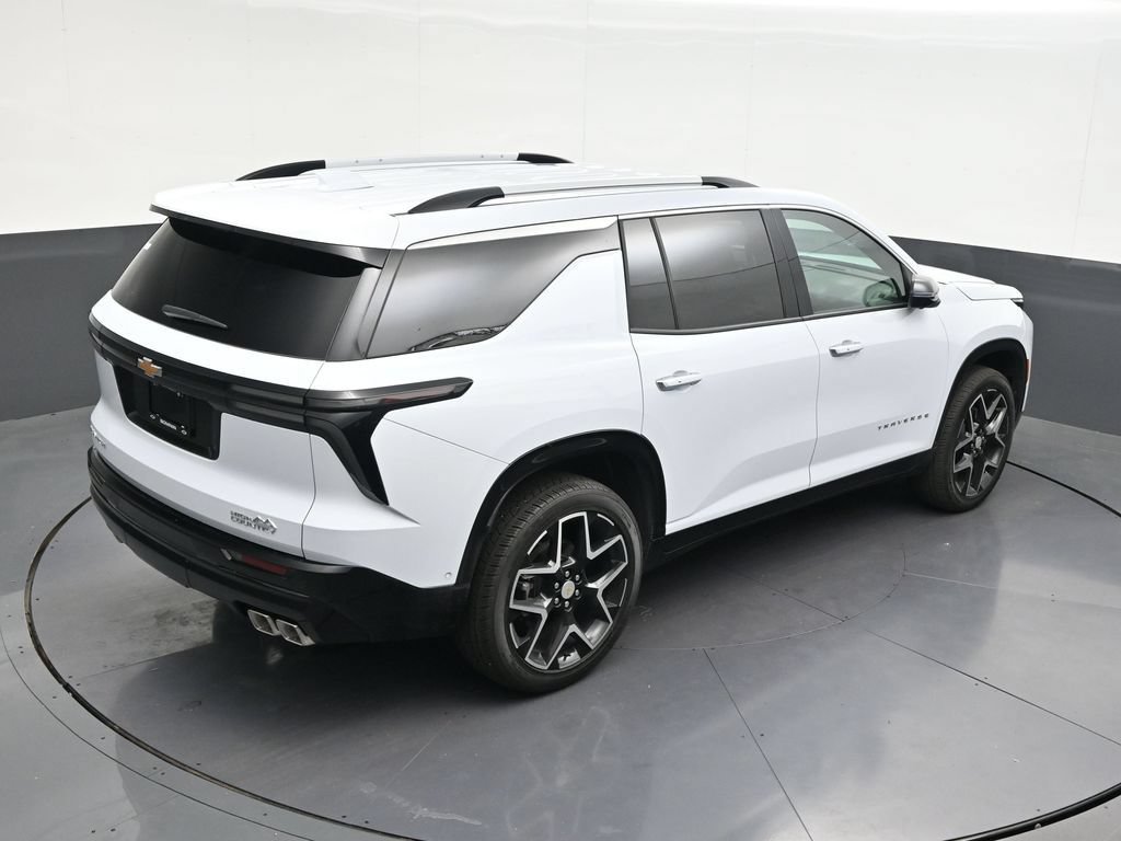 Used 2026 Chevrolet Traverse High Country FWD image 22