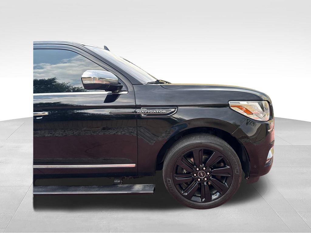 Used 2018 Lincoln Navigator Black Label AWD/4WD image 36