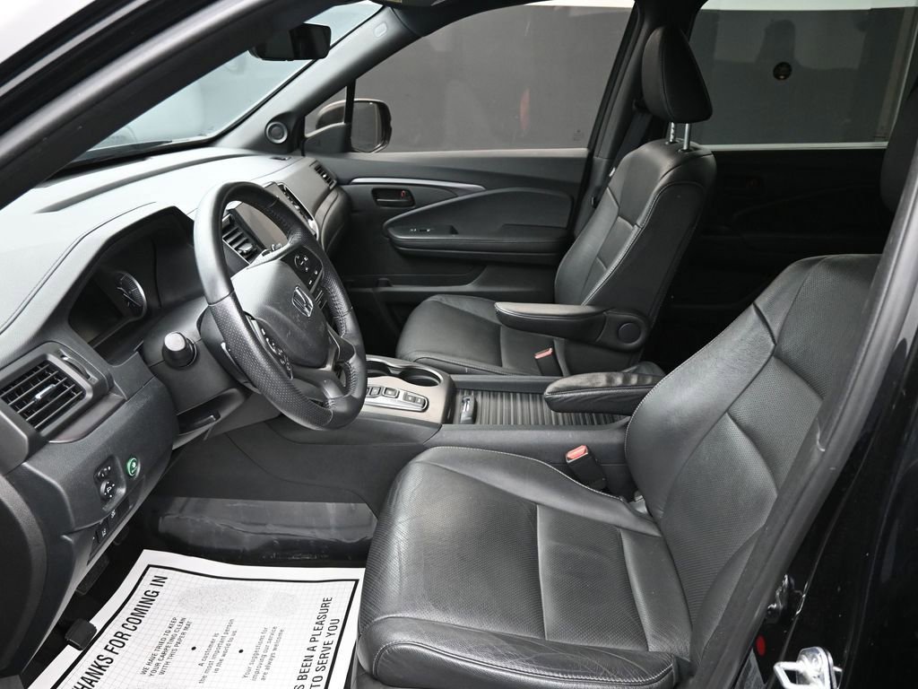 Used 2023 Honda Passport EX-L image 11