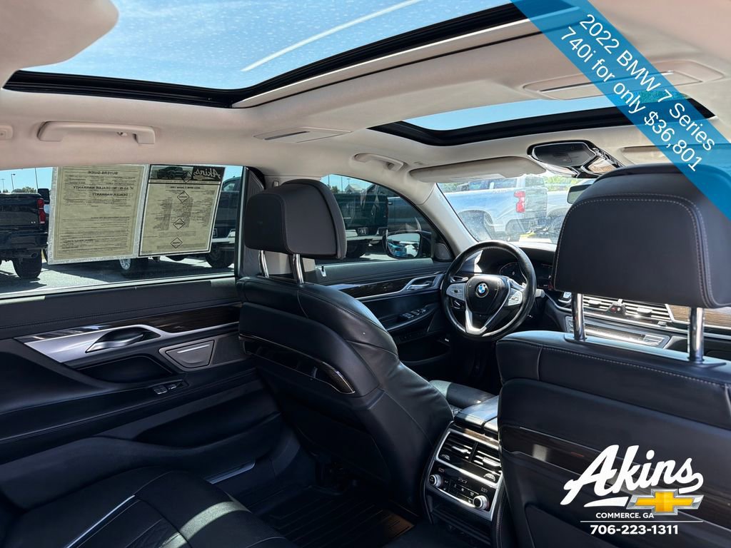 Used 2022 BMW 740i w/ Premium Package RWD image 20