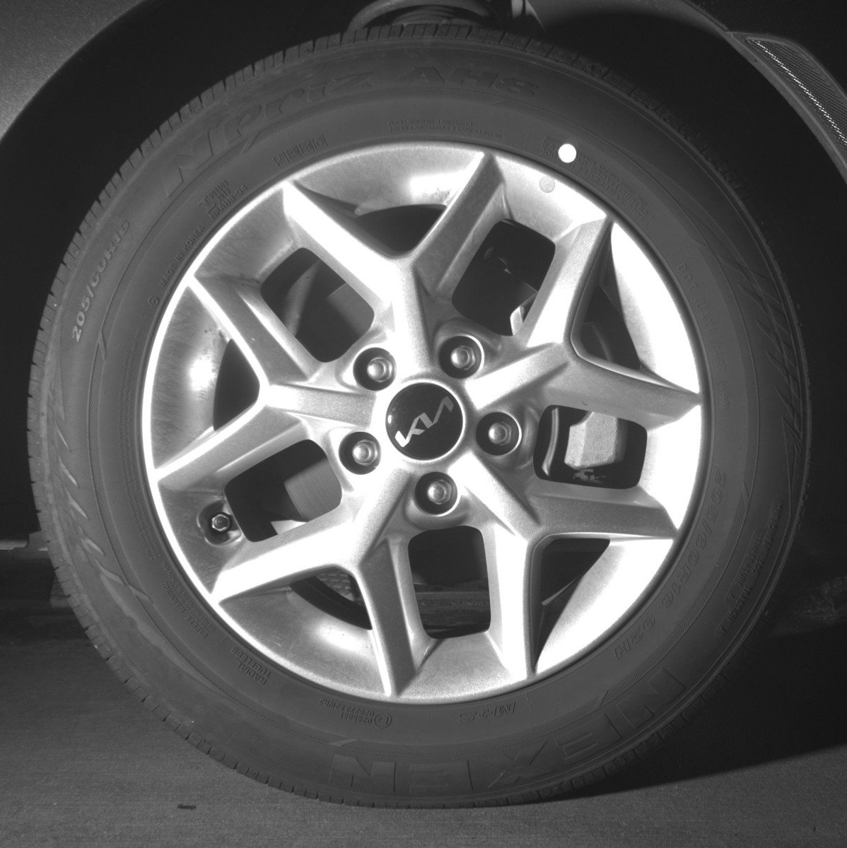 Used 2025 Kia Soul LX w/ LX Technology Package FWD image 13