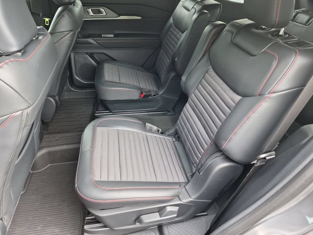 New 2026 Ford Explorer ST-Line w/ ST-Line Street Pack AWD/4WD image 18