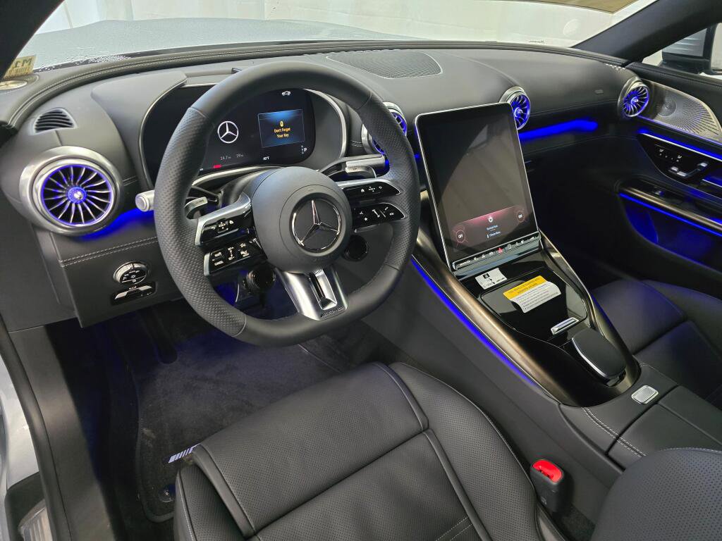 New 2025 Mercedes-Benz SL 43 AMG image 17