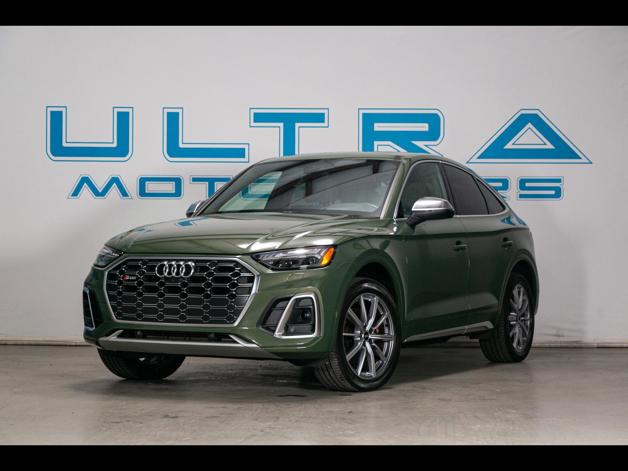Used 2023 Audi SQ5 Prestige w/ Prestige Package image 1