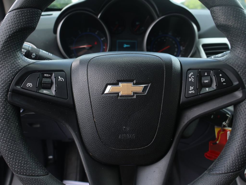 Used 2016 Chevrolet Cruze LT FWD image 23