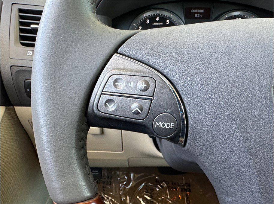 Used 2011 Lexus ES 350 FWD image 14