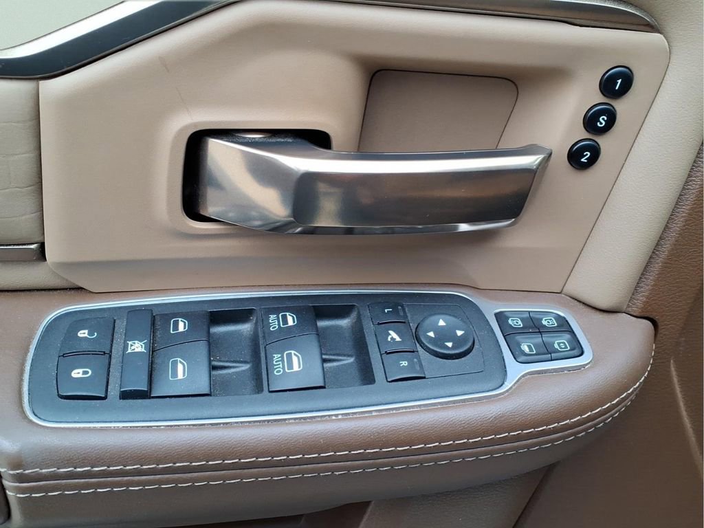 Used 2024 RAM 3500 Limited w/ Safety Group image 12