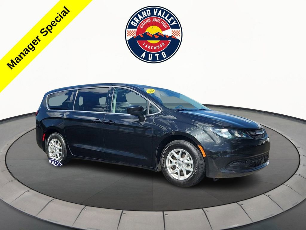 Used 2022 Chrysler Voyager LX