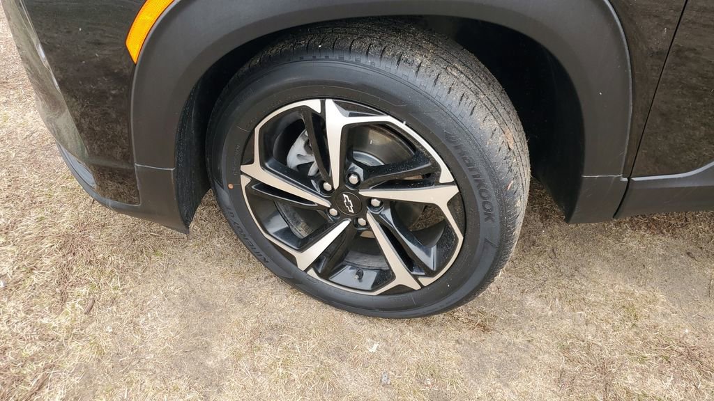 Used 2021 Chevrolet TrailBlazer RS w/ Convenience Package image 5
