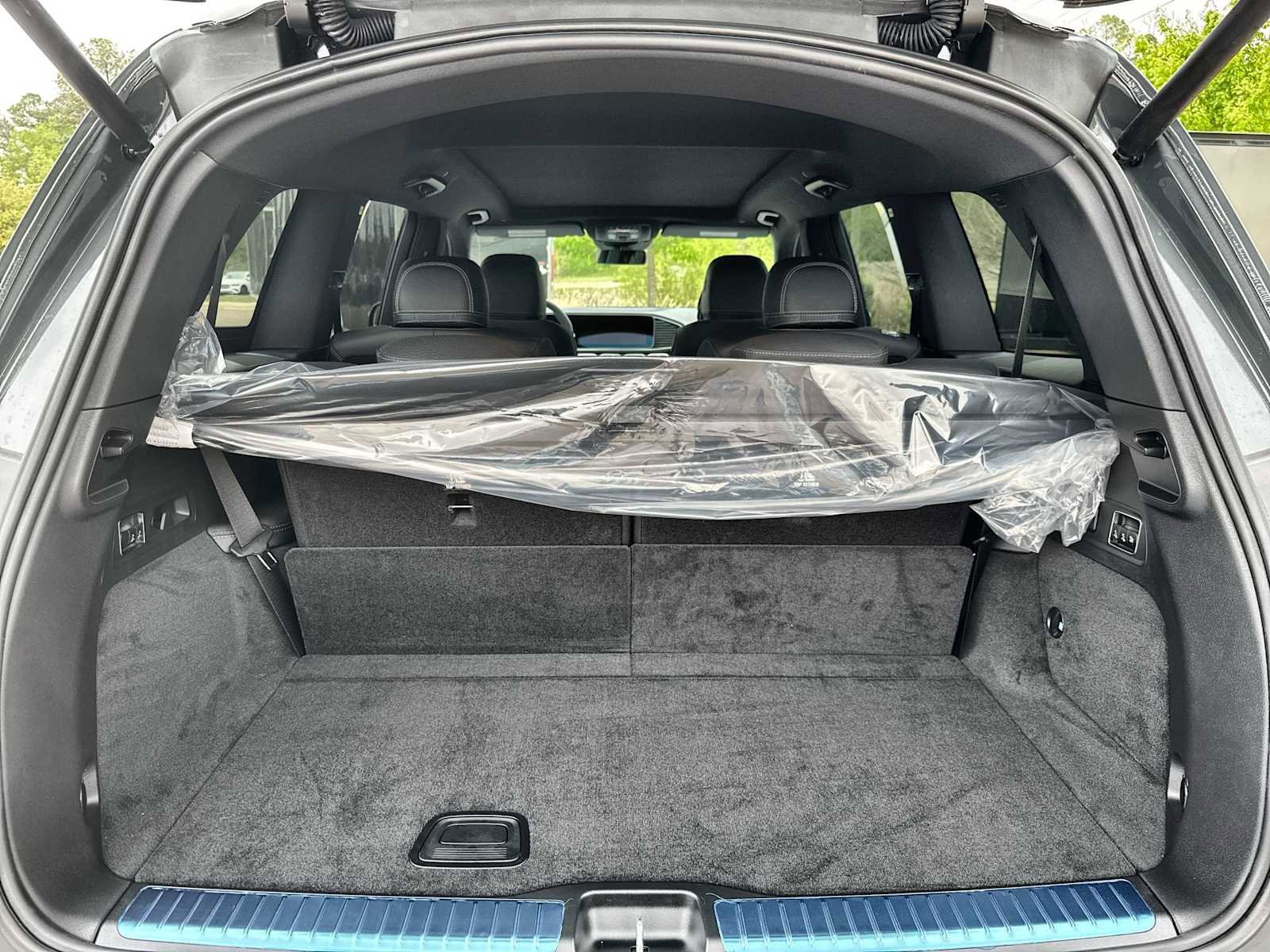 New 2026 Mercedes-Benz GLS 450 4MATIC image 17