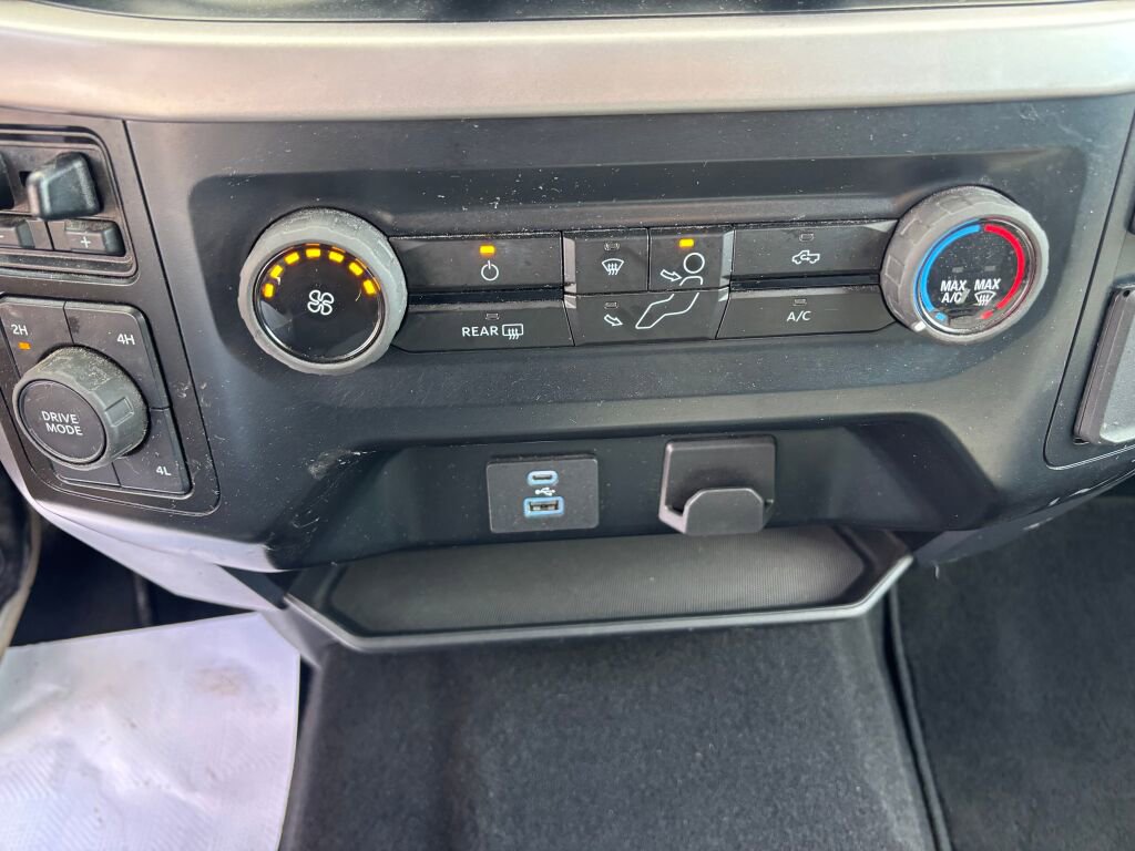 Used 2023 Ford F150 XLT w/ XTR Package image 13