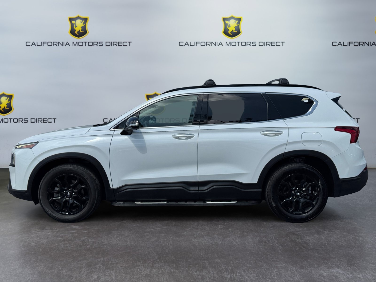 Used 2023 Hyundai Santa Fe XRT w/ Cargo Package FWD image 2