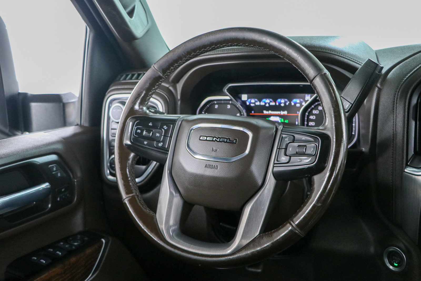 Used 2021 GMC Sierra 2500 Denali w/ Denali Ultimate Package AWD/4WD image 13