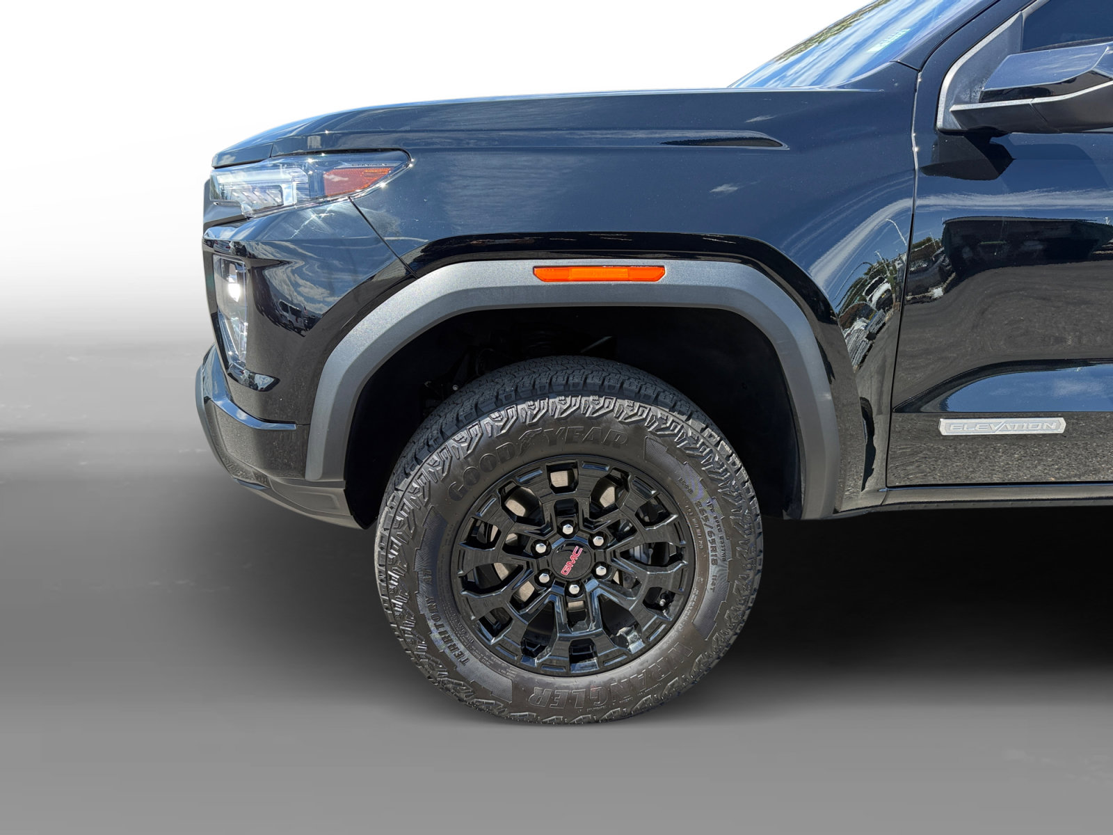 Used 2026 GMC Canyon Elevation RWD image 9