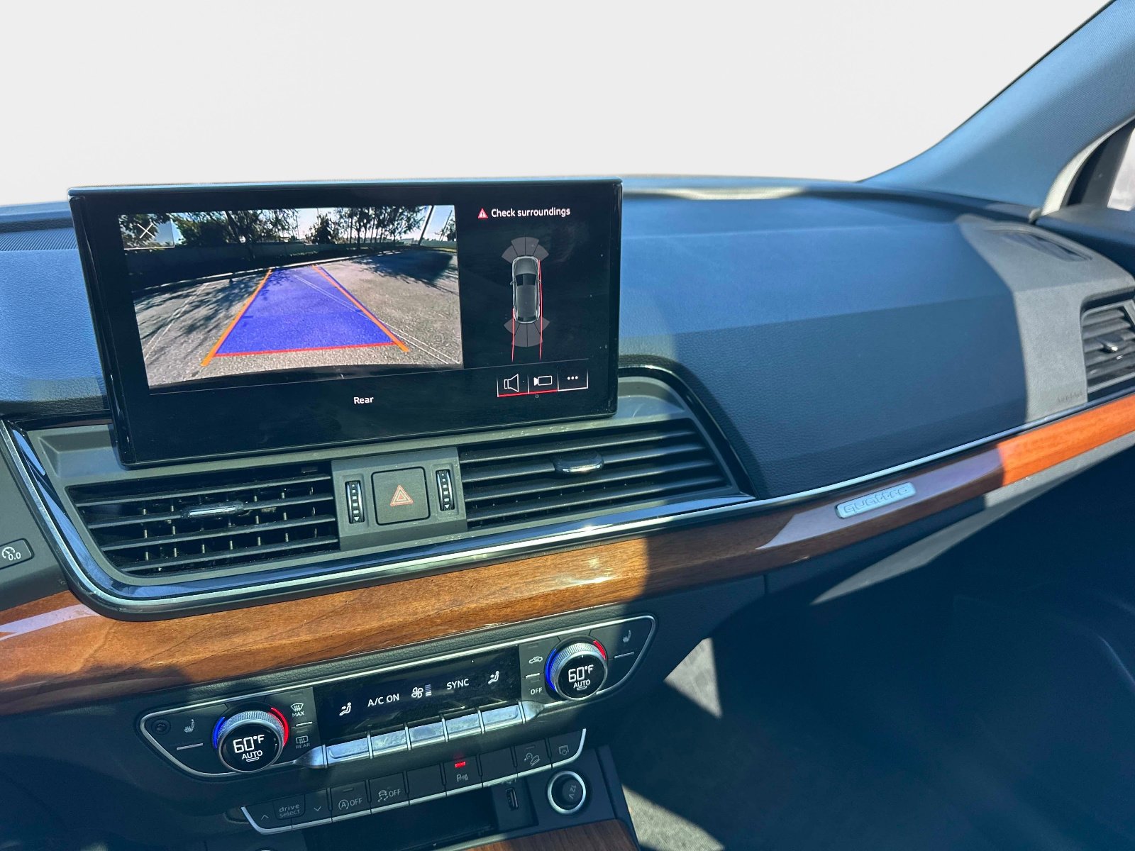 Used 2023 Audi Q5 2.0T Premium w/ Convenience Package image 26