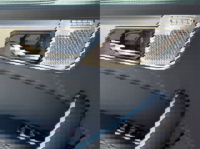 Certified 2025 Jaguar F-PACE R-Dynamic S image 25