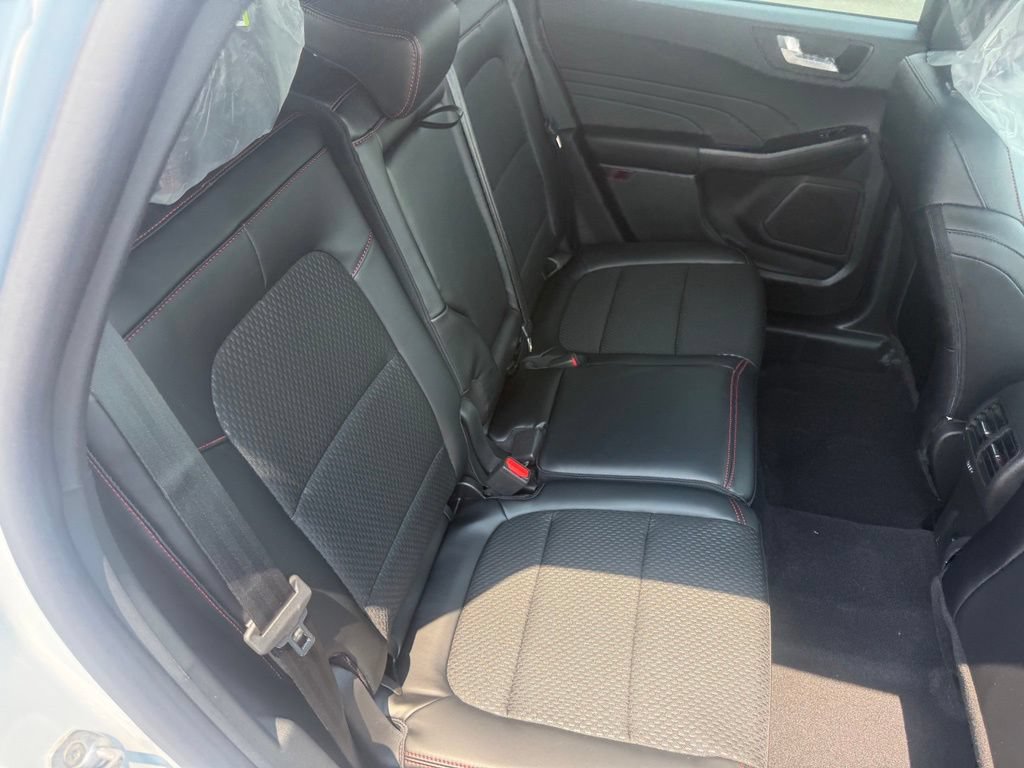New 2026 Ford Escape ST-Line Select AWD/4WD image 46