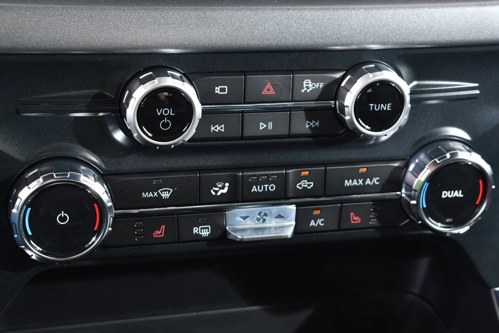 New 2025 Ford F150 XLT w/ Equipment Group 302A MID image 29