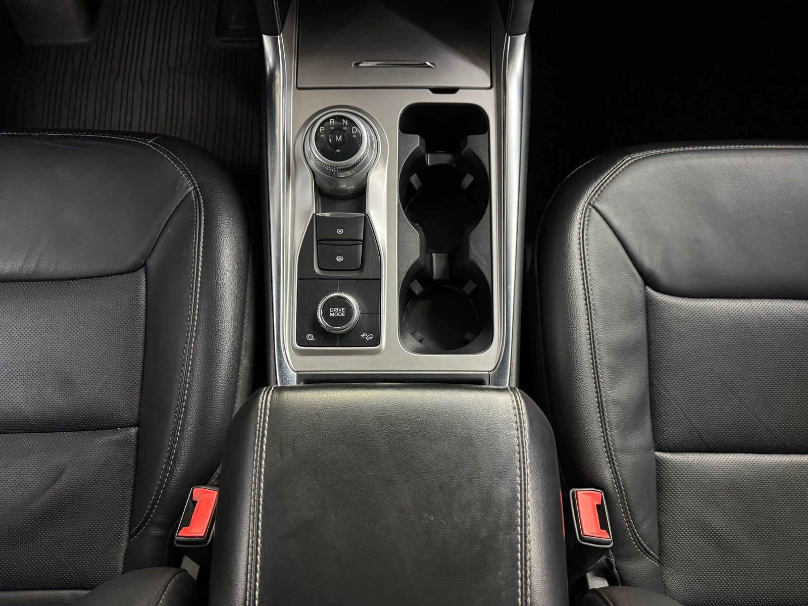 Used 2020 Ford Explorer Limited w/ Equipment Group 310A image 28