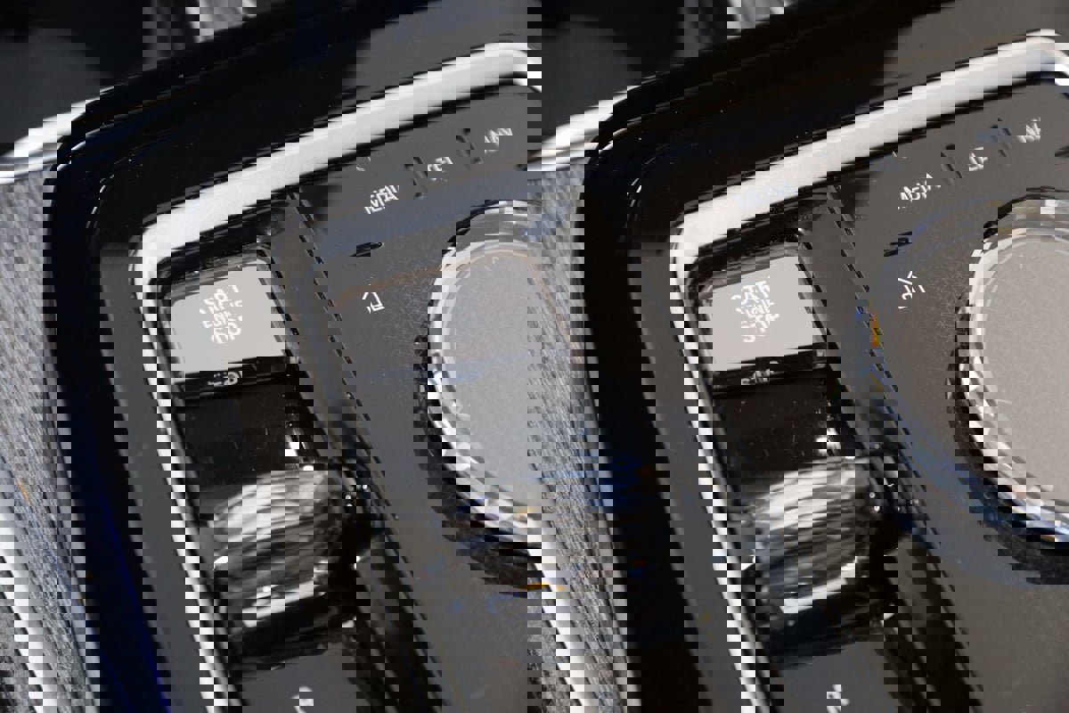 Used 2023 BMW 760i xDrive image 36