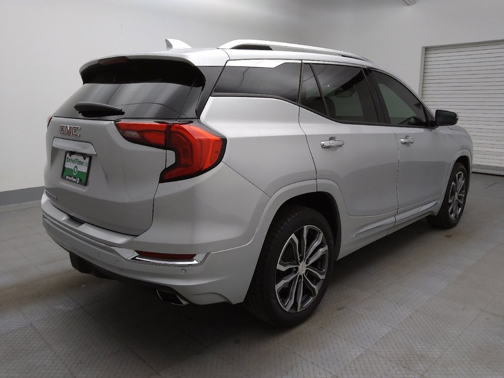 Used 2018 GMC Terrain Denali w/ Advanced Safety Package FWD image 9