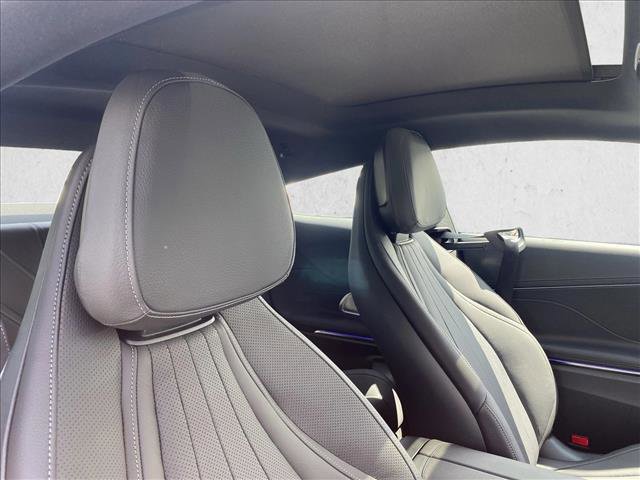 Used 2024 Mercedes-Benz CLE 300 4MATIC Coupe image 23
