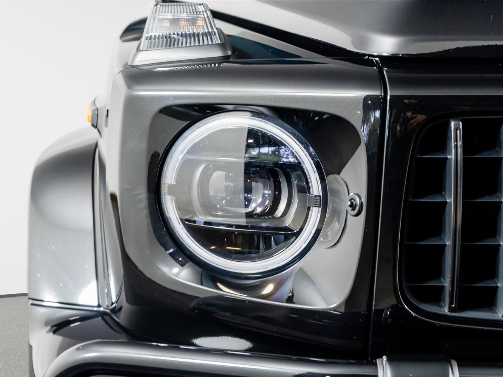 Used 2025 Mercedes-Benz G 63 AMG 4MATIC image 23