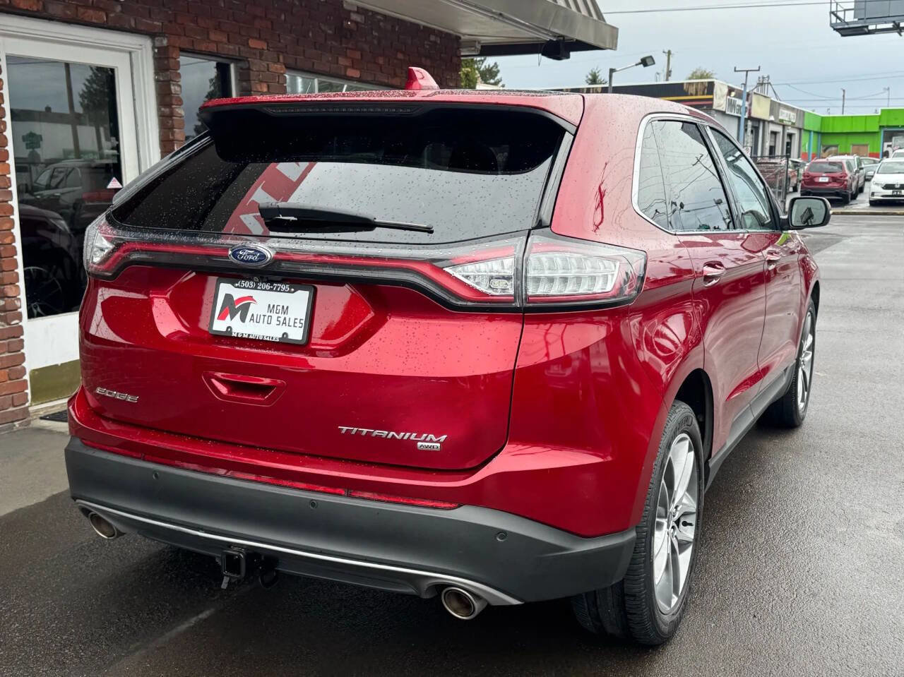 Used 2017 Ford Edge Titanium w/ Equipment Group 301A image 3