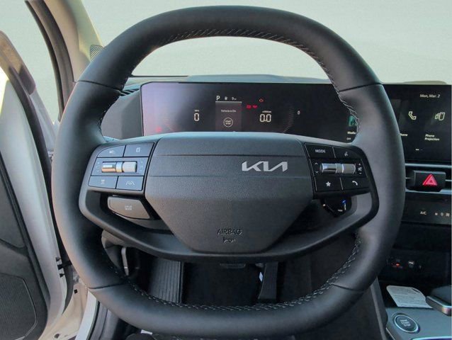 New 2026 Kia Sportage EX image 31