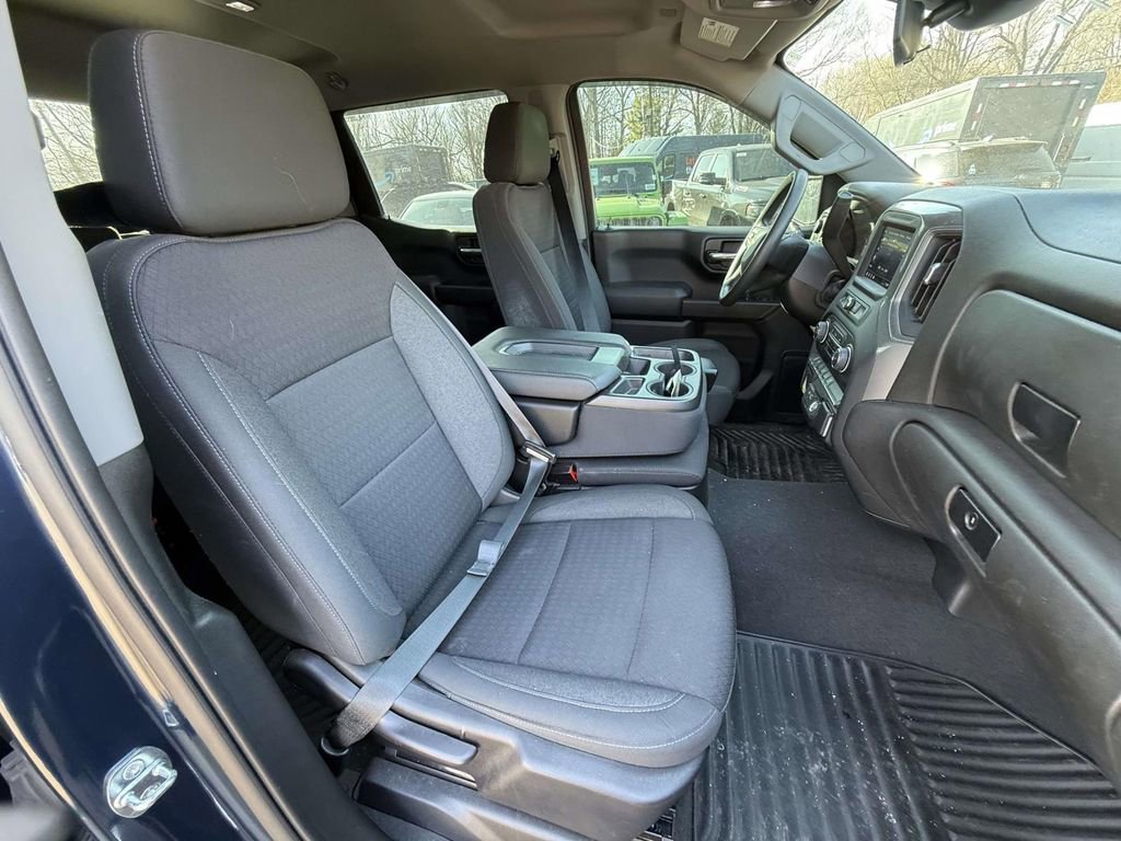 Used 2022 Chevrolet Silverado 1500 Custom image 8