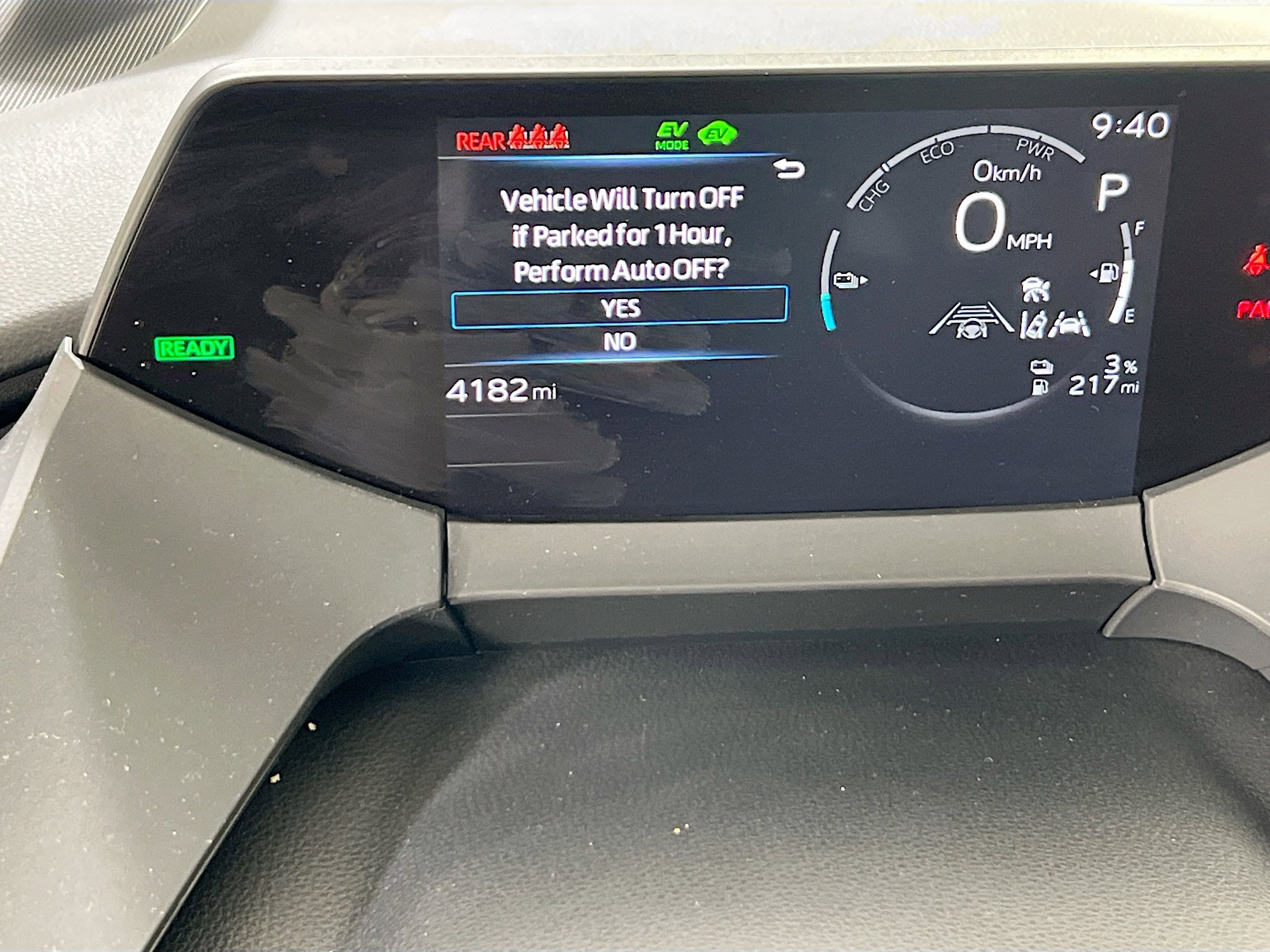 Used 2025 Toyota Prius Plug-In Hybrid image 12