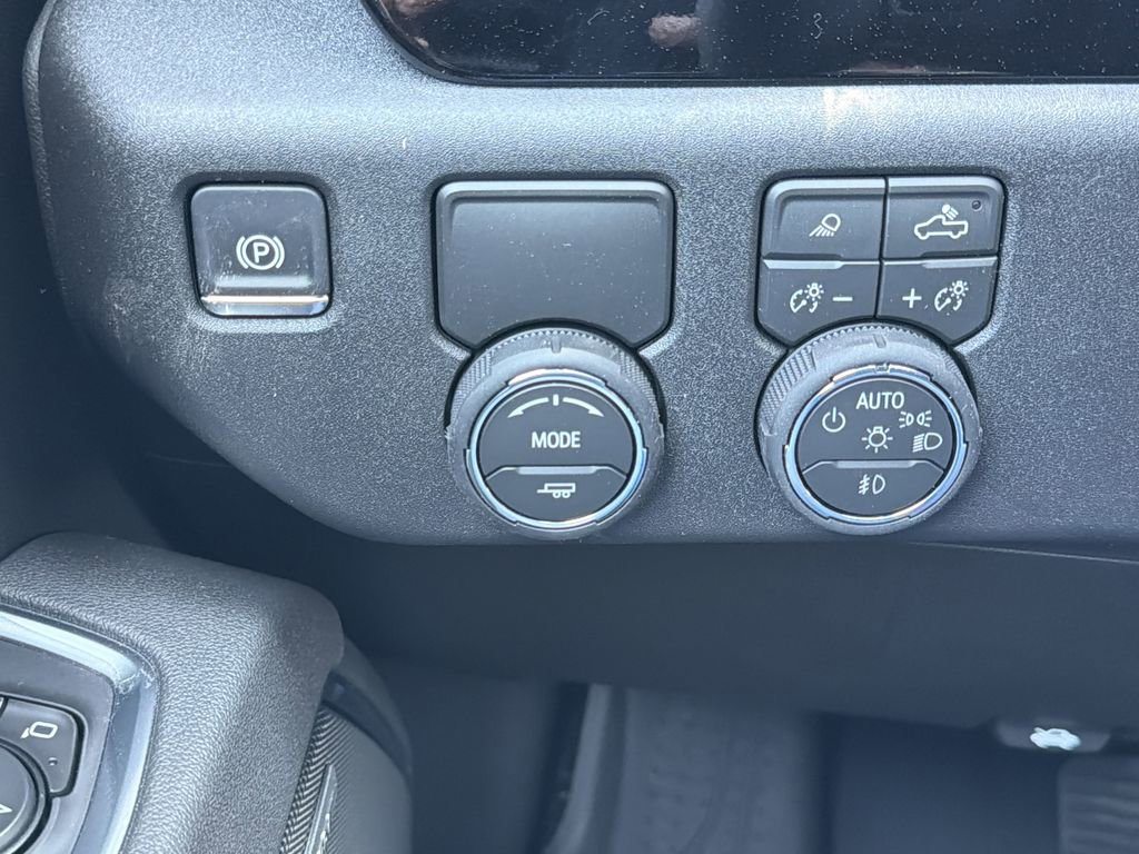 New 2026 Chevrolet Silverado 1500 LTZ w/ LTZ Premium Package RWD image 11