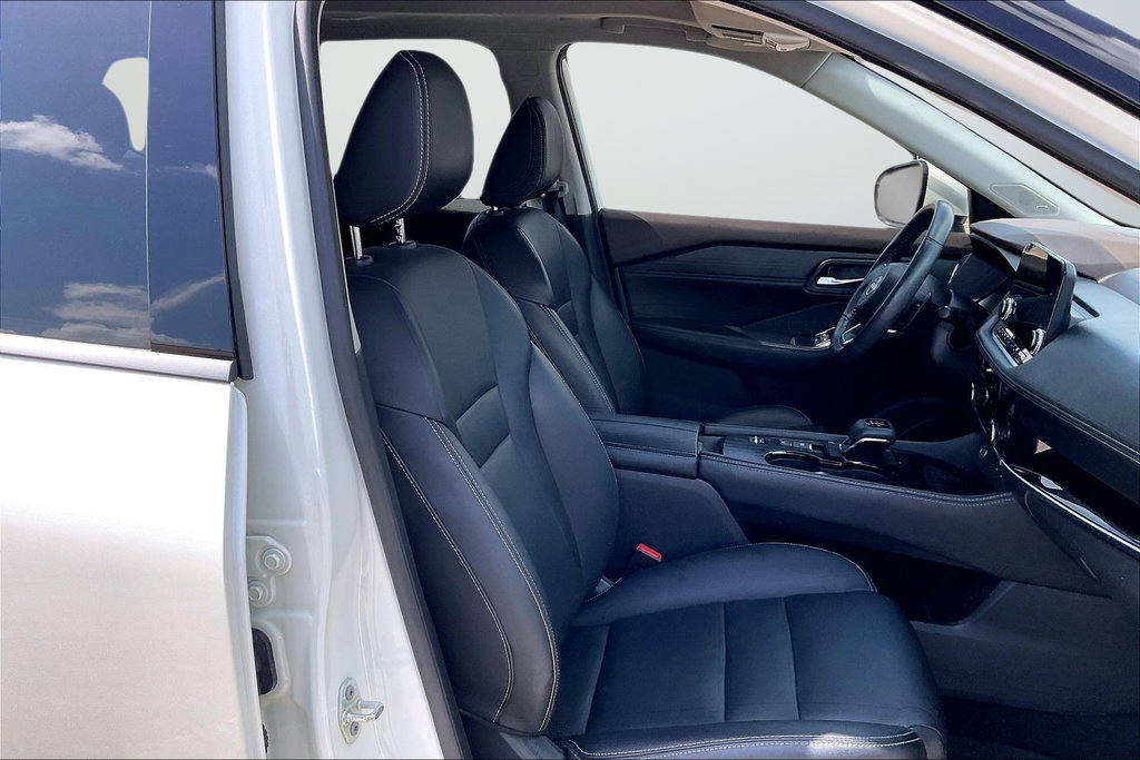 Used 2023 Nissan Rogue SL w/ SL Premium Package FWD image 22