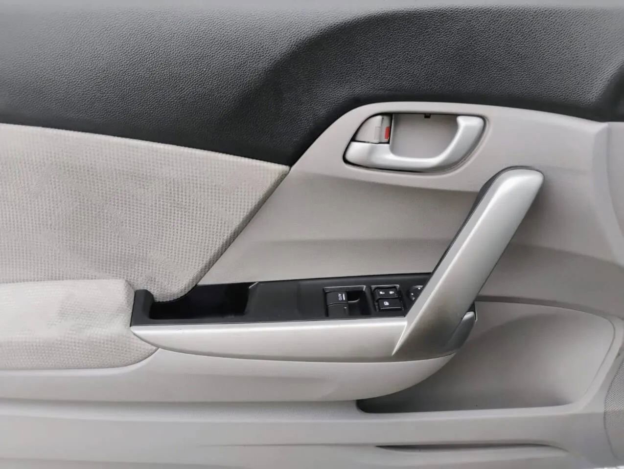 Used 2013 Honda Civic LX image 16