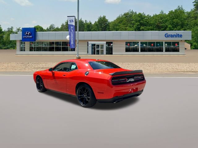 Used 2018 Dodge Challenger R/T w/ Blacktop Package RWD image 9