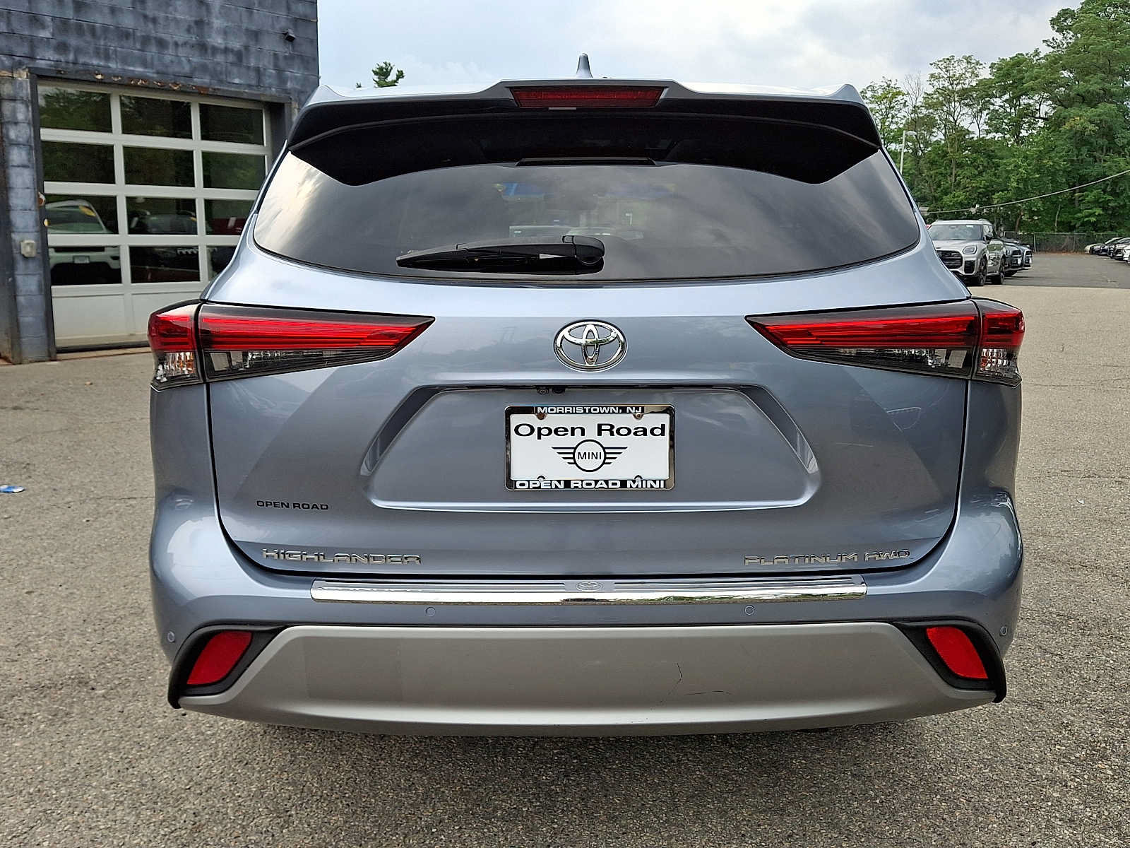 Used 2021 Toyota Highlander Platinum AWD/4WD image 5