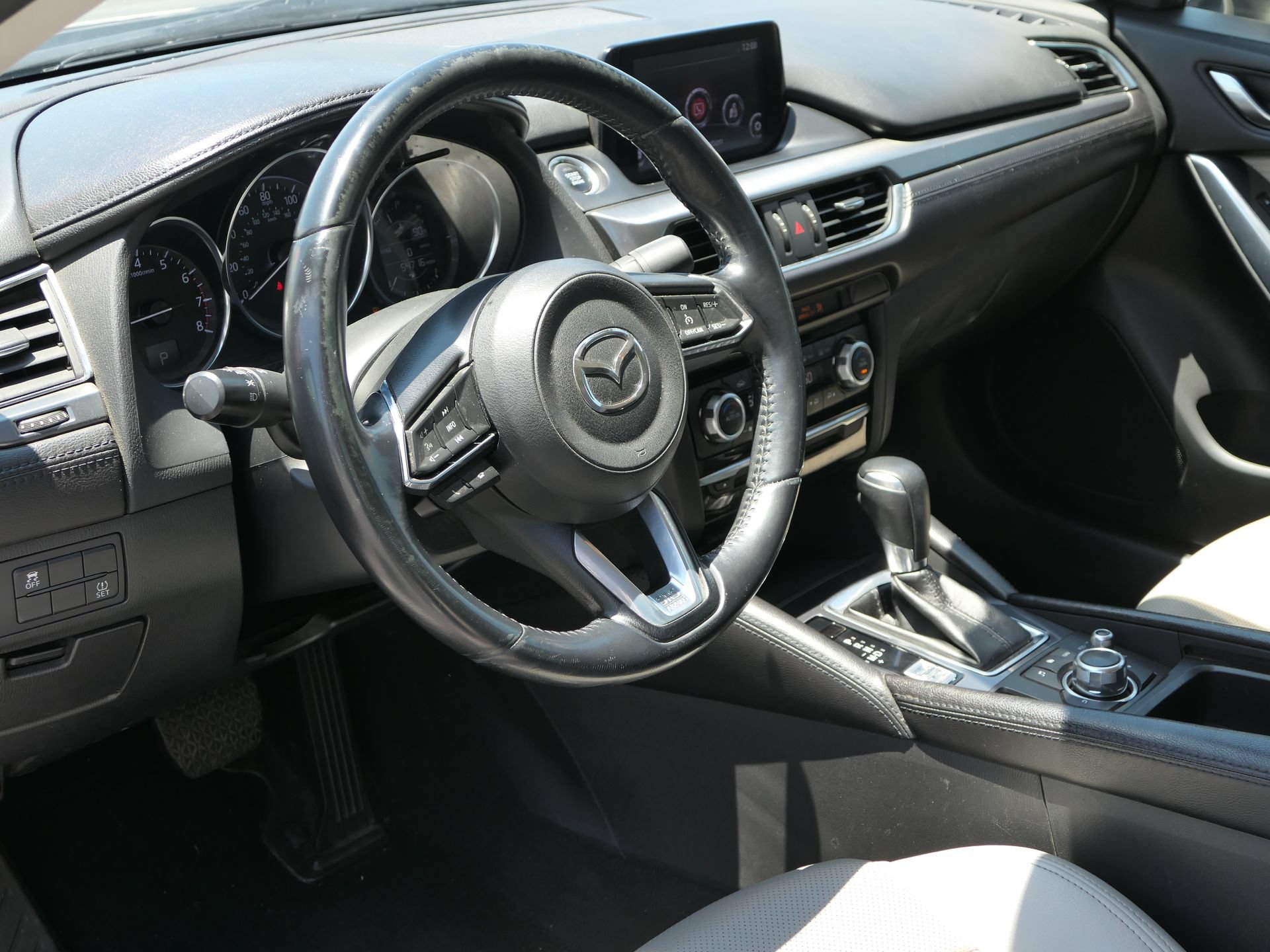 Used 2017 MAZDA MAZDA6 Touring FWD image 11