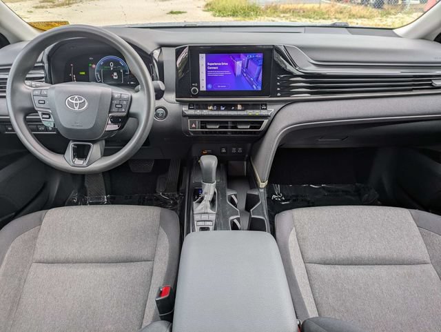 Used 2025 Toyota Camry LE FWD image 14