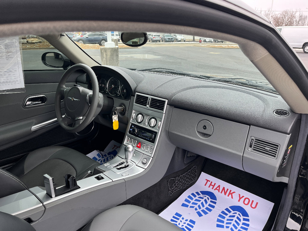 Used 2004 Chrysler Crossfire 2dr Cpe image 13
