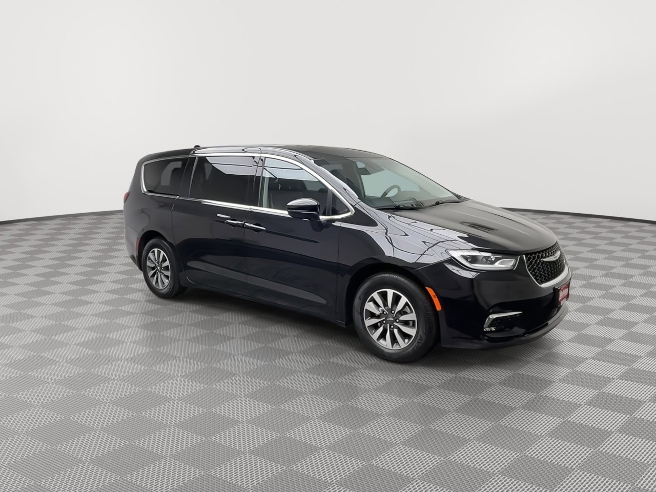 Used 2023 Chrysler Pacifica Touring-L image 40
