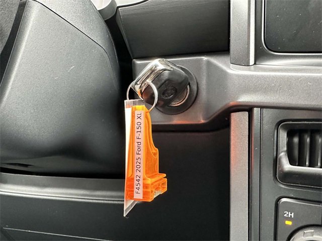 New 2025 Ford F150 XLT w/ Equipment Group 301A Standard image 24