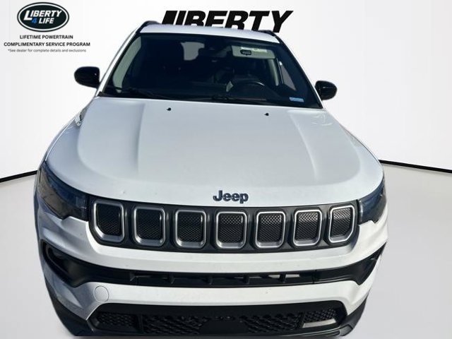 Used 2022 Jeep Compass Latitude AWD/4WD image 10