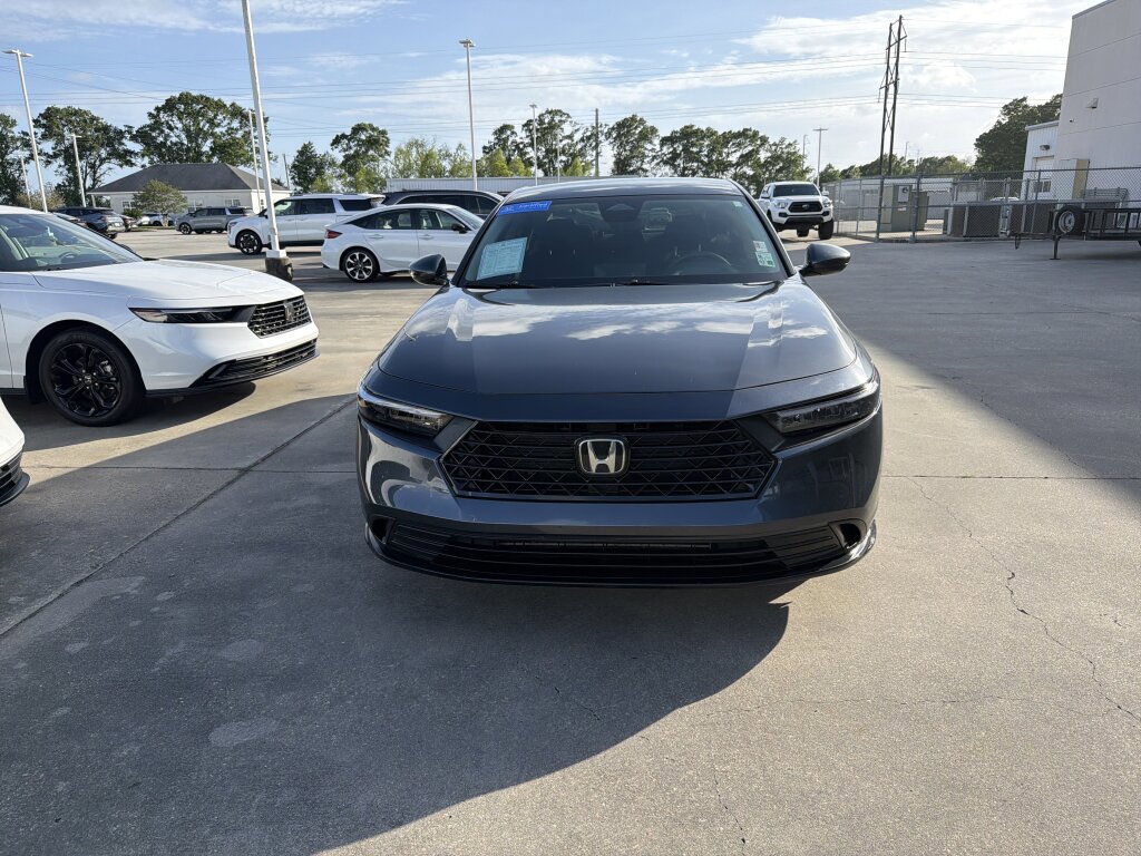 Certified 2025 Honda Accord LX image 2