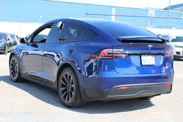 Used 2022 Tesla Model X Plaid image 8