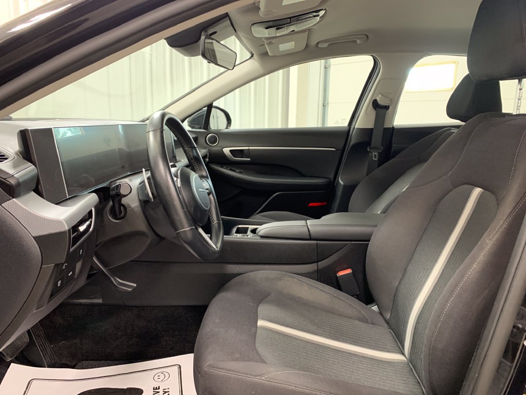 Used 2026 Hyundai Sonata SEL AWD/4WD image 4