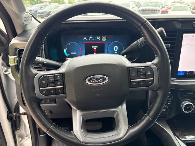 Used 2023 Ford F250 Lariat w/ Lariat Ultimate Package AWD/4WD image 21
