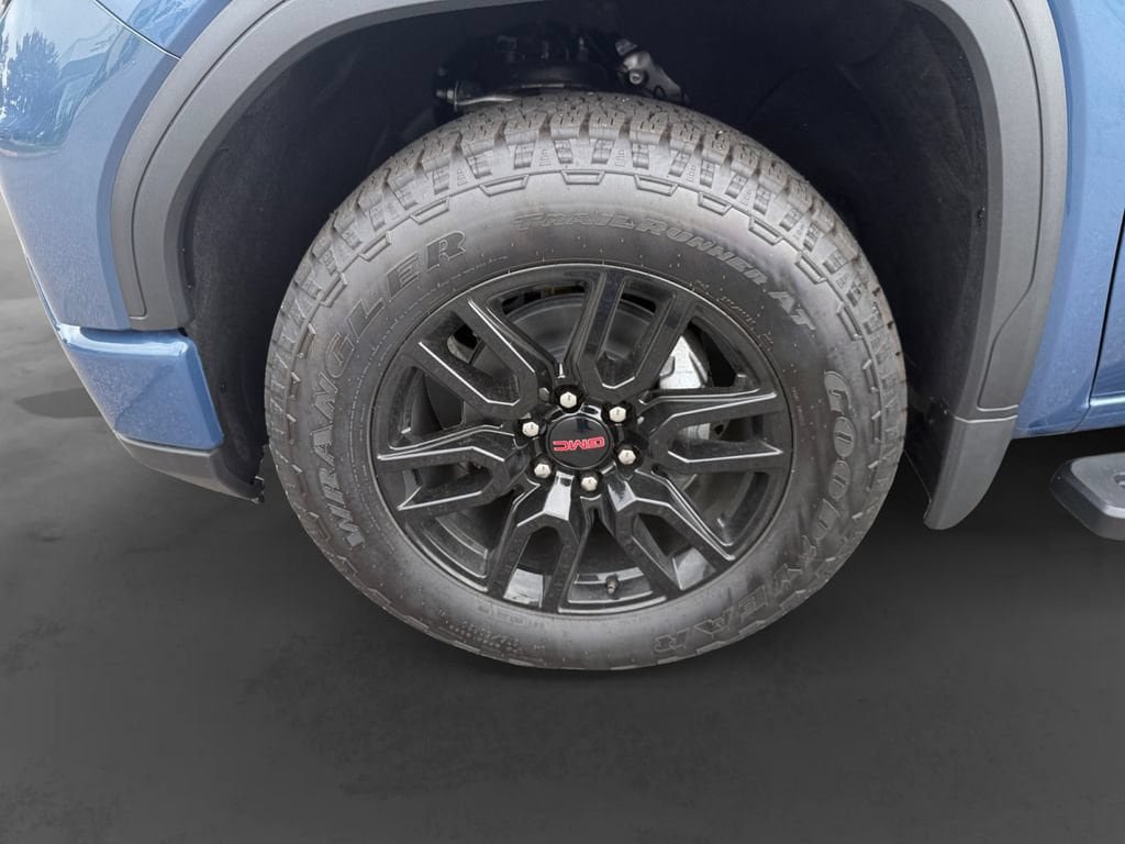 New 2026 GMC Sierra 1500 Elevation w/ Elevation Premium Package AWD/4WD image 9
