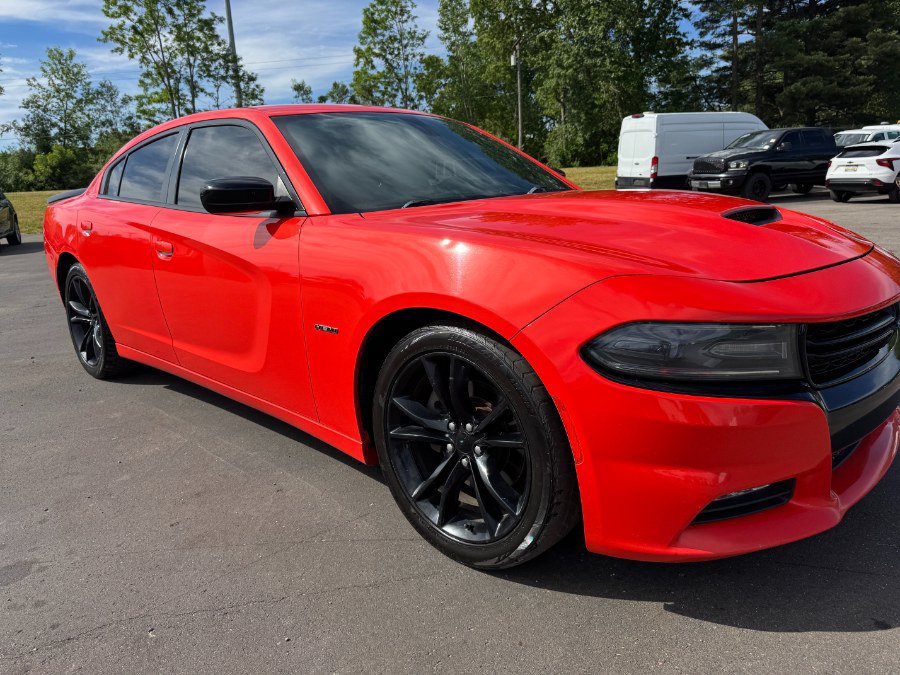 Used 2016 Dodge Charger R/T w/ Blacktop Package RWD image 12