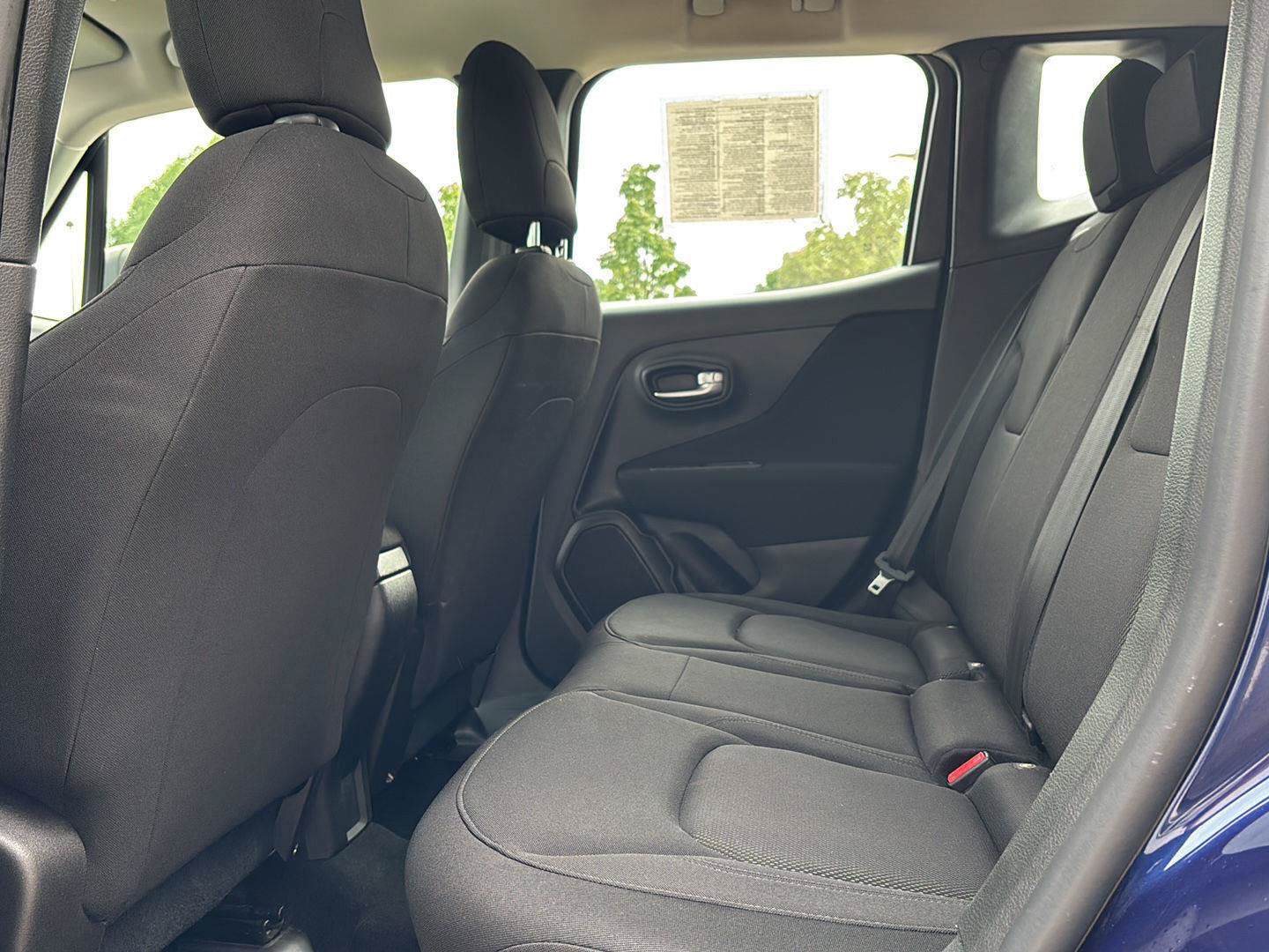 Used 2019 Jeep Renegade Sport FWD image 24